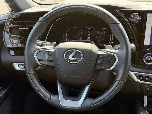 Used 2024 Lexus RX 350 w/ Convenience Package AWD/4WD image 9