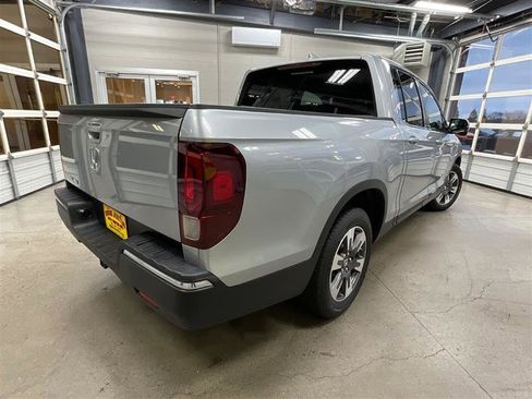 Used 2018 Honda Ridgeline RTL-T image 5