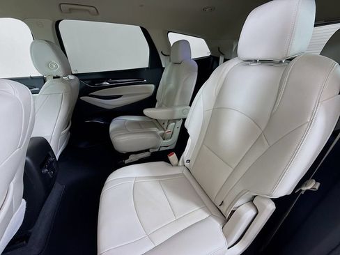 Used 2023 Buick Enclave Essence w/ Sport Touring Edition FWD image 22