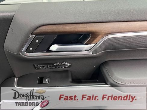 New 2026 Chevrolet Silverado 1500 High Country w/ High Country Premium Package image 35