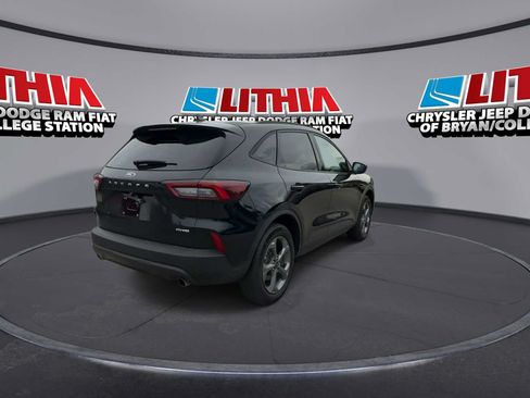 Used 2025 Ford Escape ST-Line AWD/4WD image 7