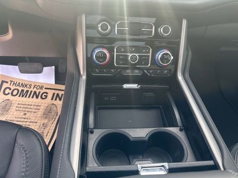 Used 2023 GMC Yukon Denali w/ Denali Reserve Package image 21