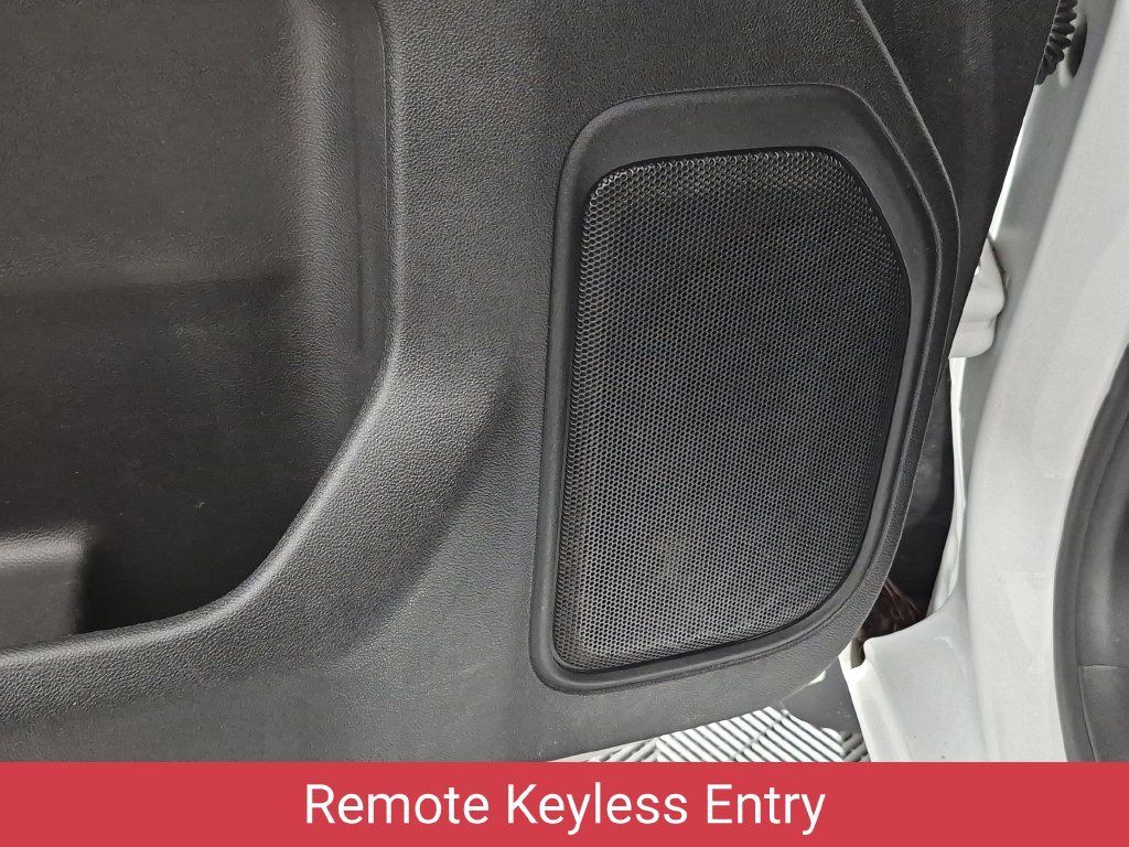 Used 2021 Chevrolet Silverado 2500 Custom w/ Custom Convenience Package AWD/4WD image 15