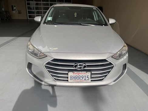 Used 2018 Hyundai Elantra SEL image 1