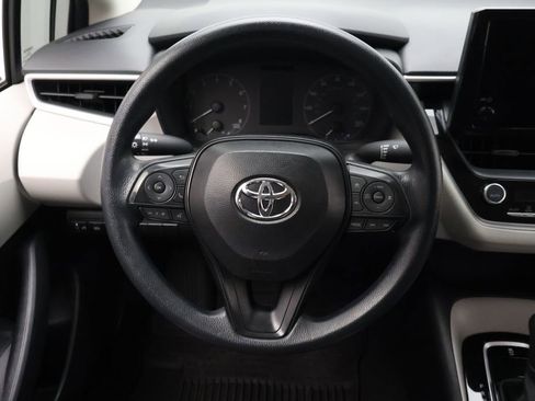 Certified 2025 Toyota Corolla LE w/ Convenience Package image 22