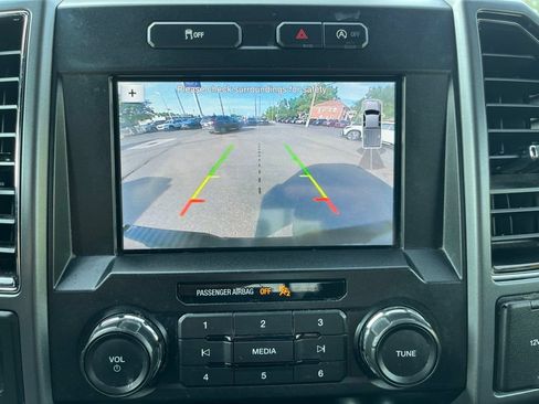 Used 2019 Ford F150 XLT w/ Equipment Group 302A Luxury AWD/4WD image 21