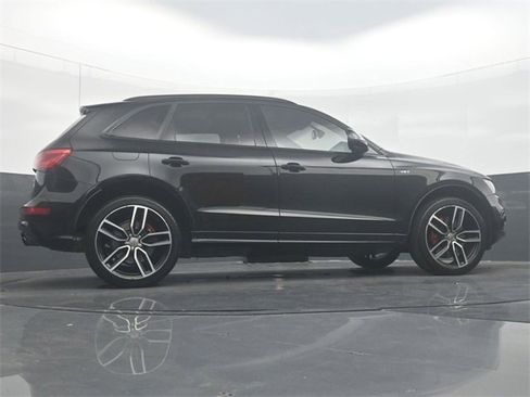 Used 2017 Audi SQ5 Prestige w/ Prestige Package image 34