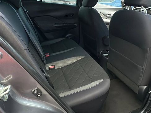 Used 2019 Nissan Kicks SV FWD image 23