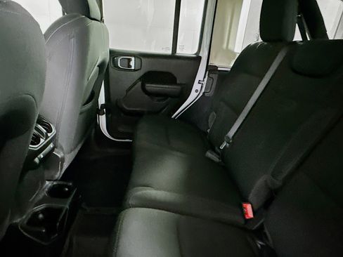 Used 2022 Jeep Wrangler Unlimited Sport AWD/4WD image 26