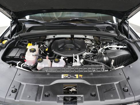 Used 2023 Jeep Grand Cherokee 4WD 4xe w/ Luxury Tech Group II image 31