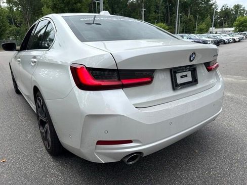 Certified 2025 BMW 330i Sedan w/ Premium Package RWD image 15