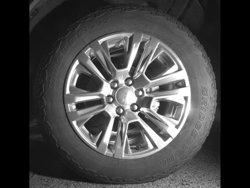 Used 2023 GMC Sierra 1500 Denali w/ Technology Package AWD/4WD image 46
