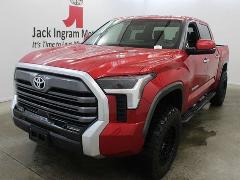 Used 2026 Toyota Tundra Limited w/ Power Package AWD/4WD image 2