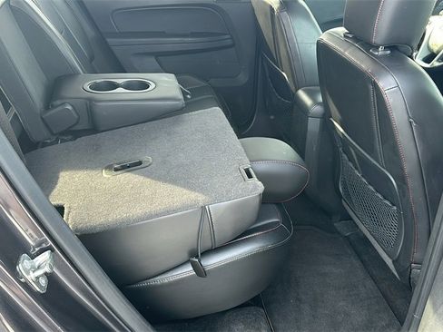 Used 2016 Chevrolet Equinox LTZ w/ Enhanced Convenience Package image 29