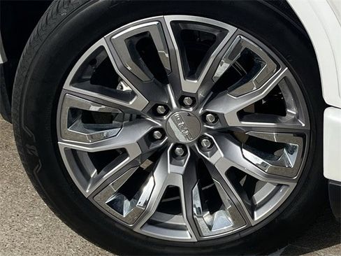 Used 2025 GMC Sierra 1500 Denali w/ Denali Reserve Package image 10