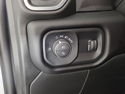 Certified 2026 RAM 2500 Big Horn AWD/4WD image 29
