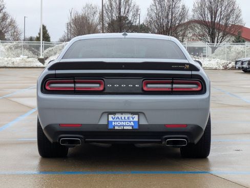 Used 2022 Dodge Challenger R/T Scat Pack w/ Shaker Package image 7