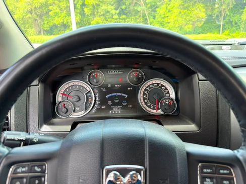 Used 2015 RAM 1500 Sport w/ Convenience Group AWD/4WD image 17