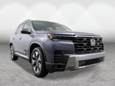 New 2026 Honda Pilot Touring image 7
