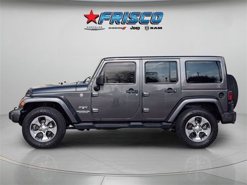 Used 2016 Jeep Wrangler Unlimited Sahara w/ Connectivity Group image 5