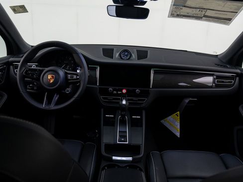 New 2026 Porsche Macan Turbo image 11