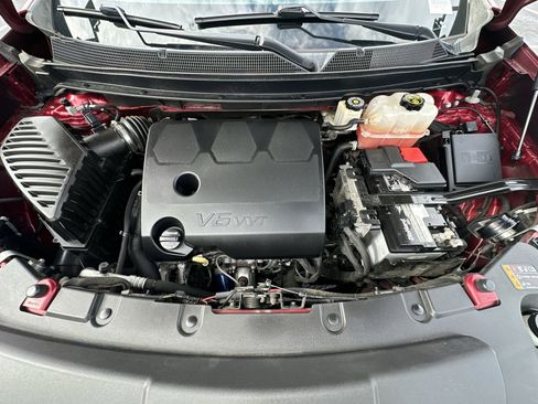 Used 2019 Chevrolet Traverse LT image 34