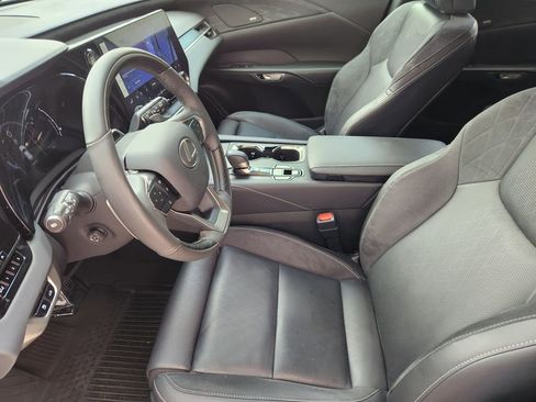 Certified 2023 Lexus RX 350 FWD w/ Accessory Package image 13