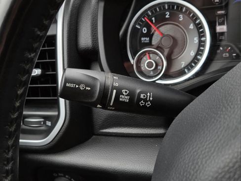Used 2022 RAM 1500 Big Horn AWD/4WD image 16