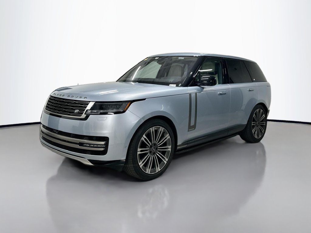 Used 2023 Land Rover Range Rover Autobiography AWD/4WD image 1