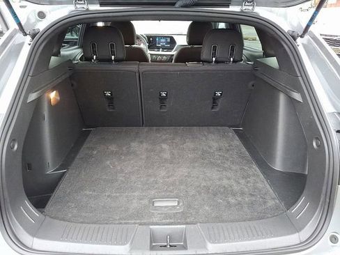 Used 2024 Chevrolet Trax RS w/ Driver Confidence Package image 37