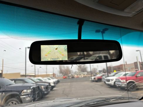 Used 2015 Ford F250 XLT w/ FX4 Off-Road Package image 13