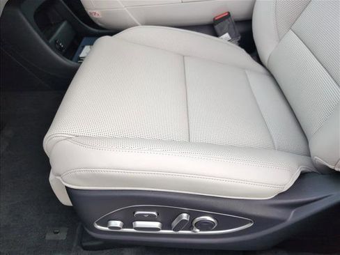 New 2026 Hyundai Palisade Calligraphy image 4