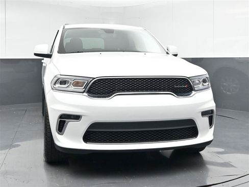Used 2021 Dodge Durango SXT RWD image 2