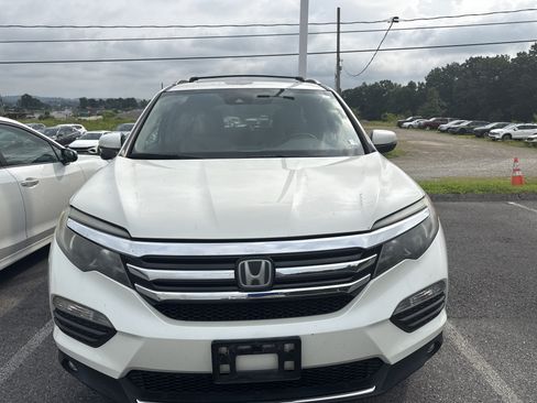 Used 2016 Honda Pilot Touring image 9