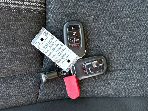 Used 2025 Honda Accord Sport image 29