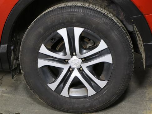 Used 2017 Toyota RAV4 LE FWD image 37
