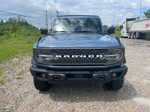 Used 2025 Ford Bronco Badlands AWD/4WD image 2