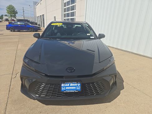 Used 2026 Toyota Camry SE w/ Convenience Package AWD/4WD image 3