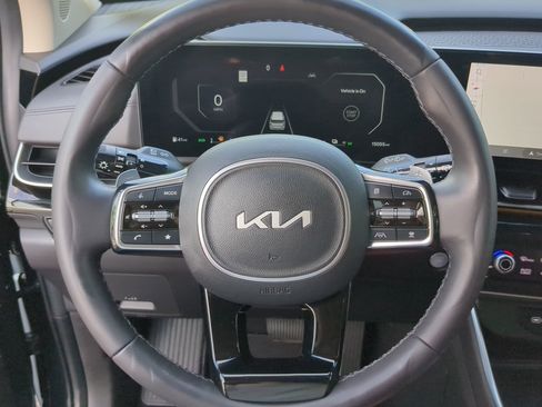 Used 2025 Kia Carnival SX Prestige FWD image 69