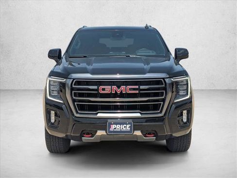 Used 2023 GMC Yukon XL AT4 w/ Technology Package AWD/4WD image 2