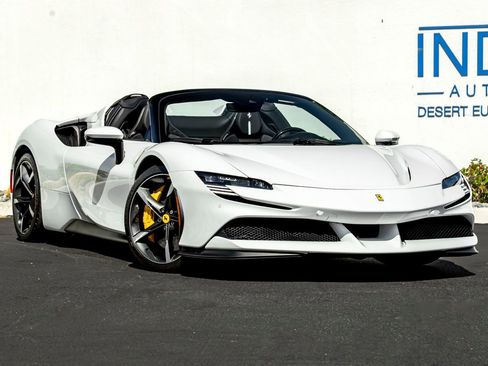 Used 2024 Ferrari SF90 Spider AWD/4WD image 5