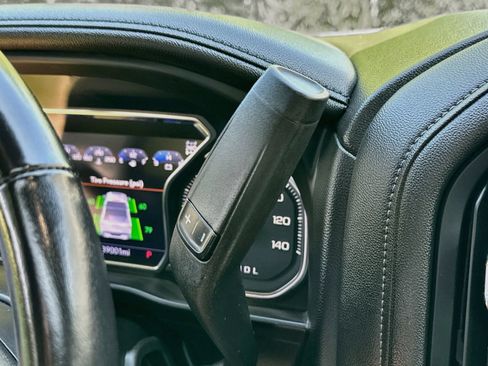 Used 2022 GMC Sierra 3500 Denali AWD/4WD image 17
