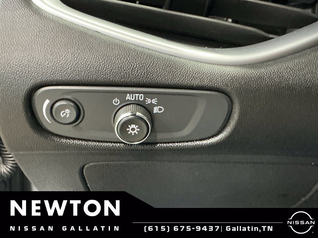 Used 2023 Chevrolet Malibu LT FWD image 30