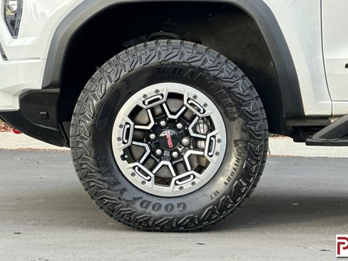 Certified 2023 GMC Canyon AT4X w/ Edition 1 image 32