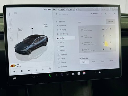 Used 2025 Tesla Model 3 Long Range AWD/4WD image 28