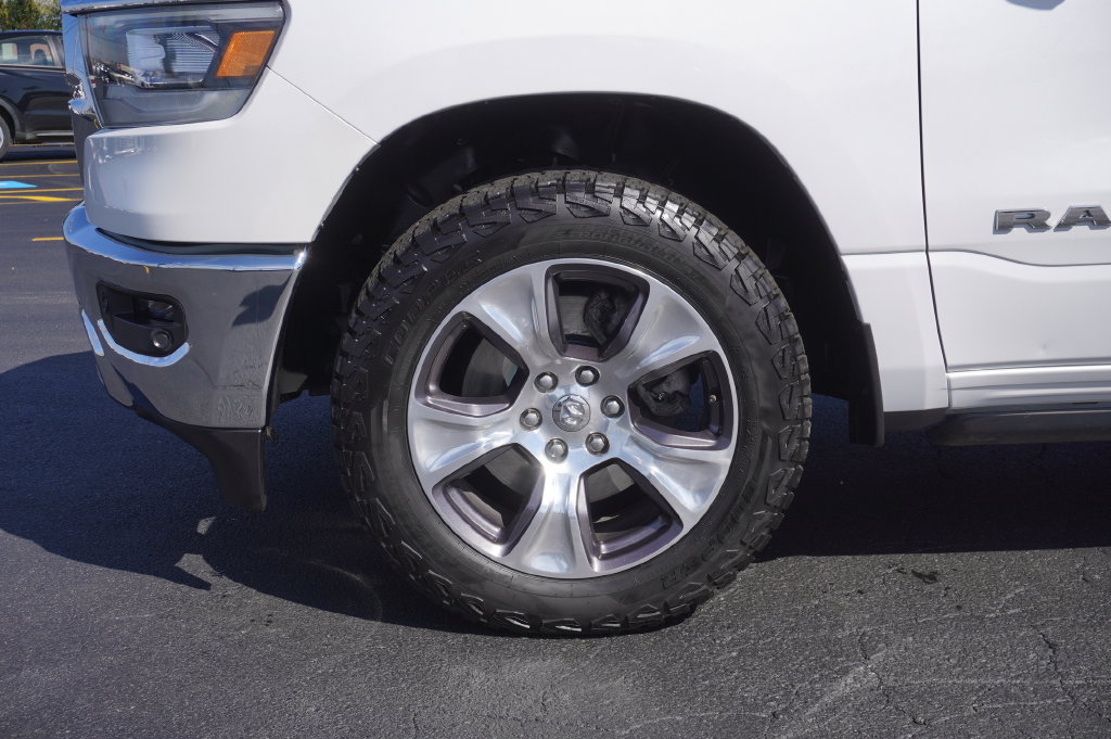 Used 2023 RAM 1500 Laramie AWD/4WD image 10