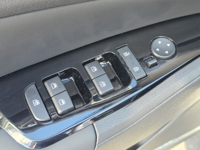 Used 2025 Kia Sportage SX FWD image 28