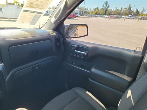 Certified 2024 Chevrolet Silverado 1500 Custom image 12