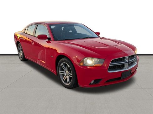 Used 2014 Dodge Charger R/T image 4