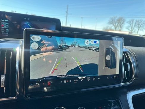 New 2026 Ford Expedition Platinum image 50